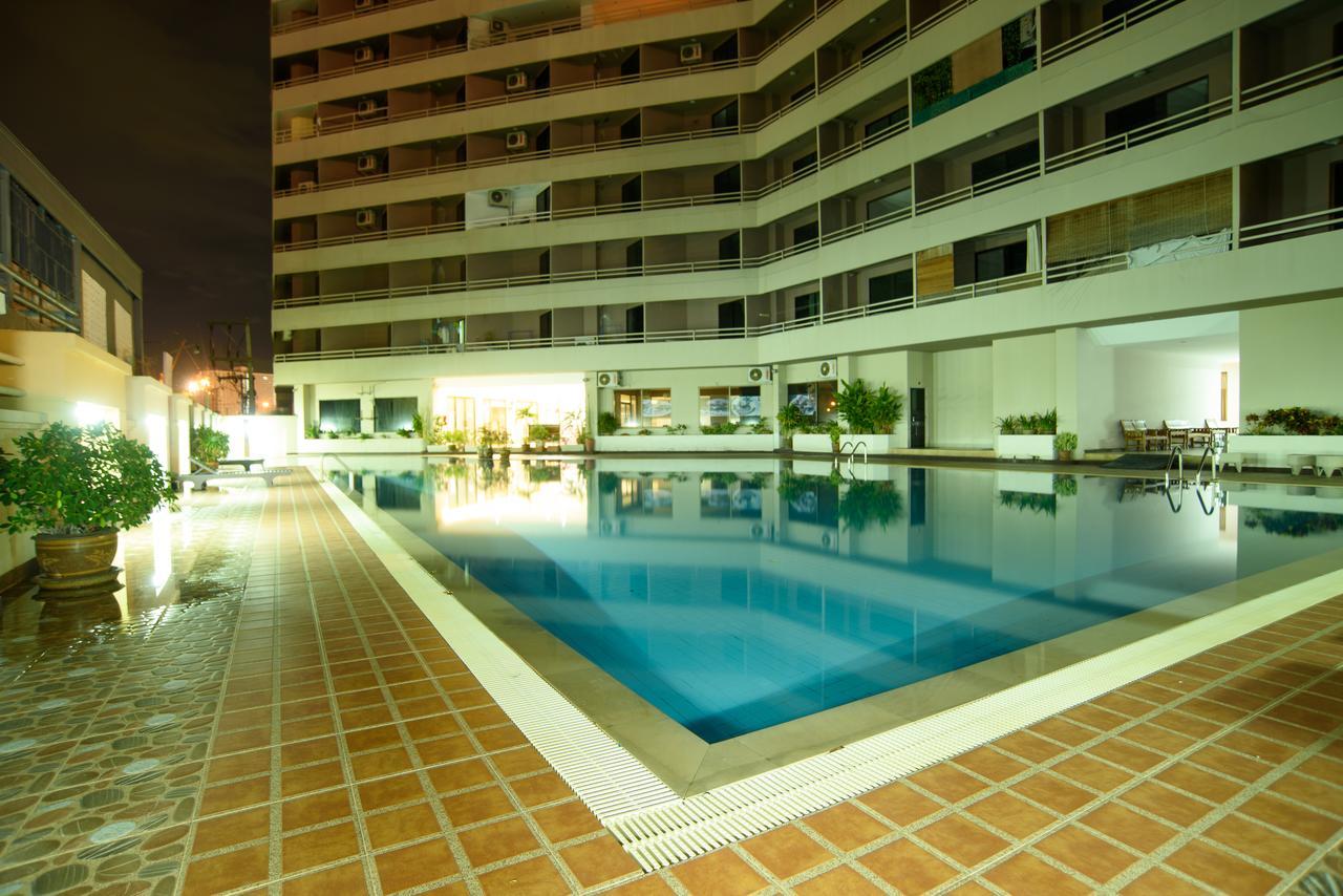 Angket Hip Residence Pattaya Exterior foto