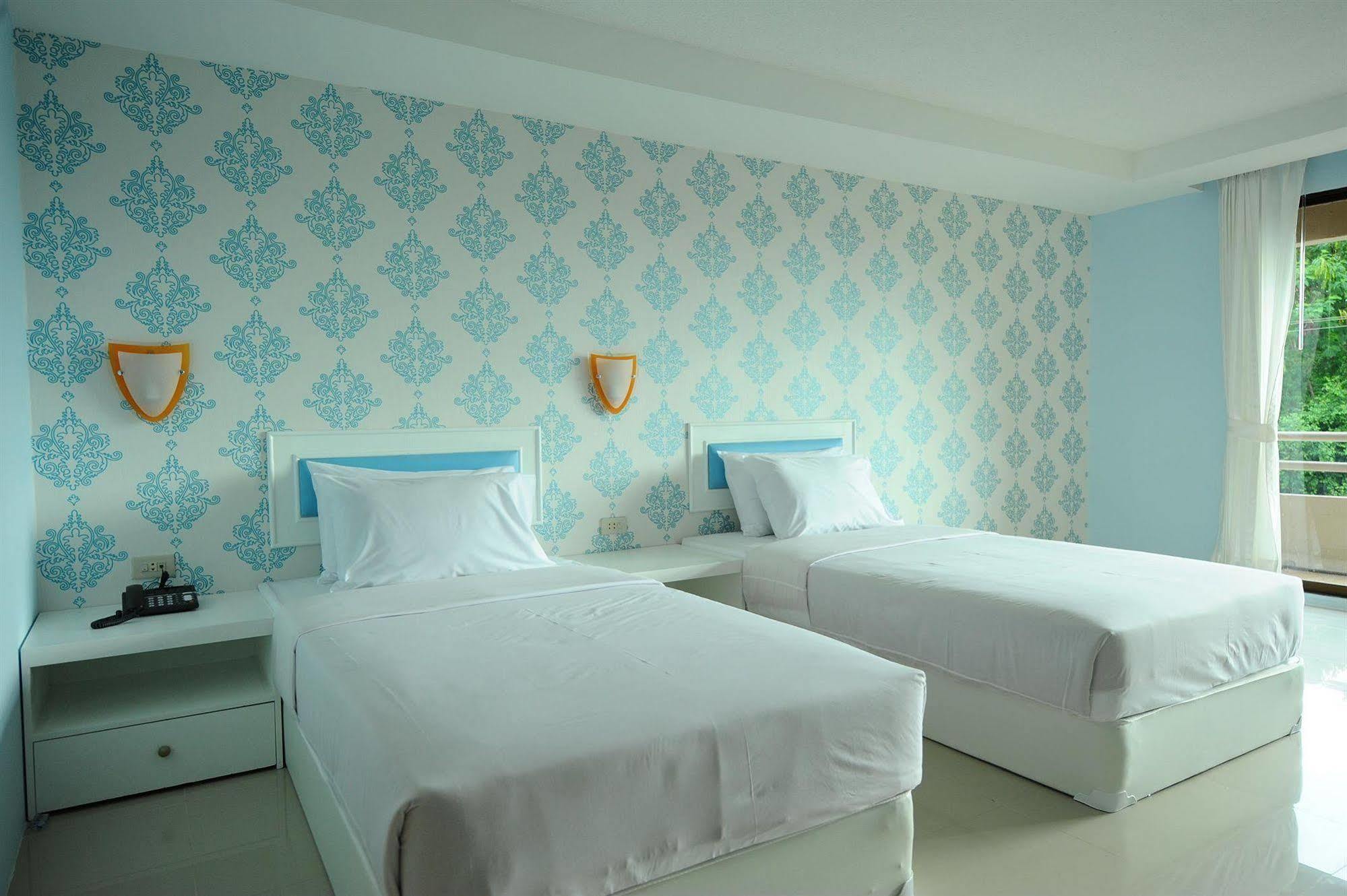 Angket Hip Residence Pattaya Exterior foto
